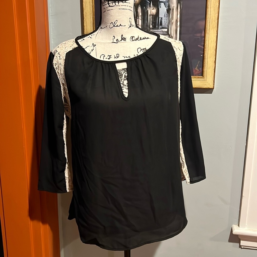 Renee C. Semi-Sheer Lace Insert Blouse (M)